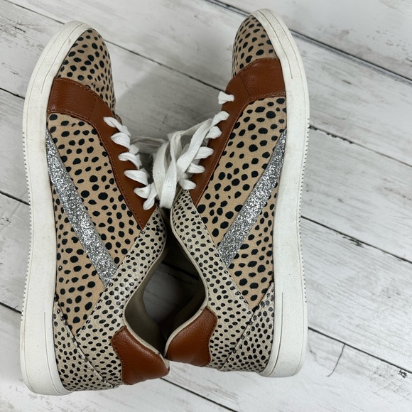 Torrid Animal Print Glitter Faux Leather Sneakers Size 10W - Picture 4 of 8